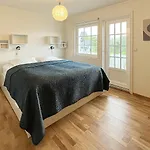 Hus Med Panoramutsikt I Villa