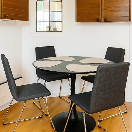 Hus Med Panoramutsikt I Villa Bud