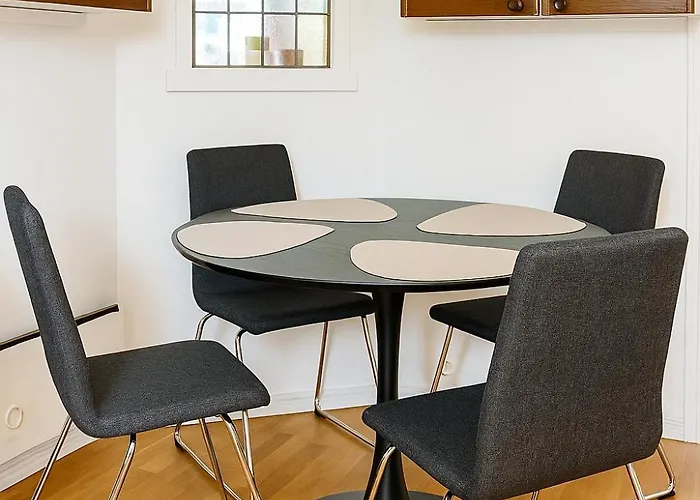 Hus Med Panoramutsikt I Villa Bud